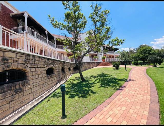 362M² OFFICE TO LET IN FOURWAYS